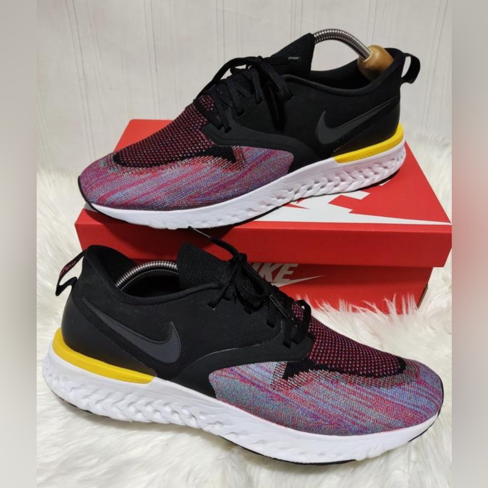 Nike Men’s Odyssey React 2 Flyknit Size 11 - image 1